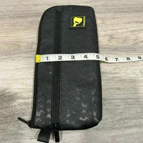 Nintendo Switch & Lite Official Lux Pouch Carrying Case Pokémon Pikachu - Picture 4 of 9